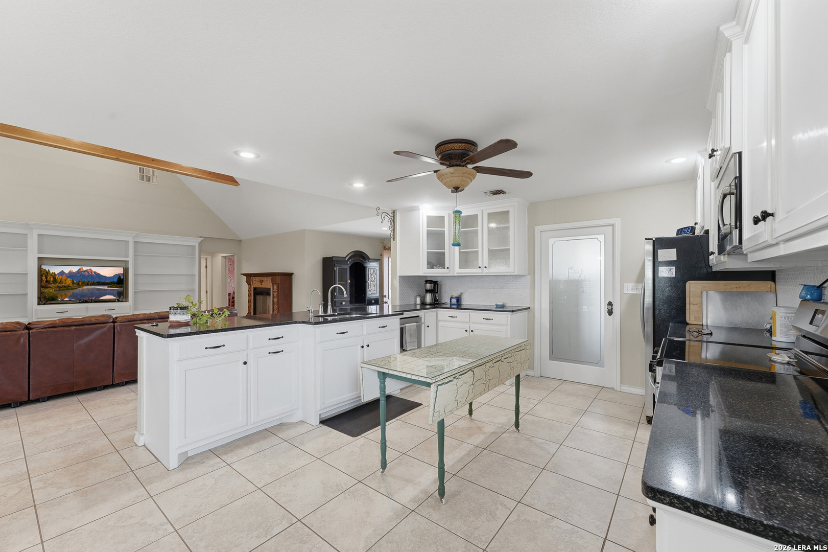 3078 State Highway 239 Kenedy TX 78119