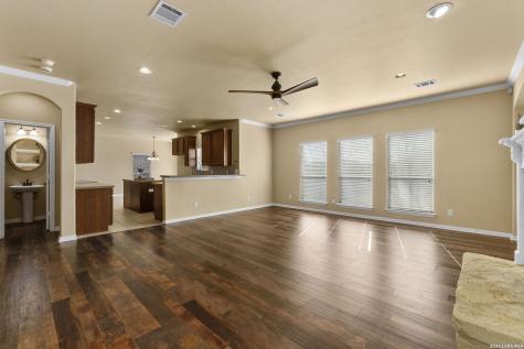 3322 Roan Valley San Antonio TX 78259