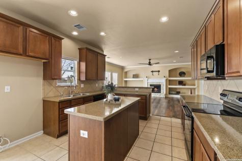 3322 Roan Valley San Antonio TX 78259
