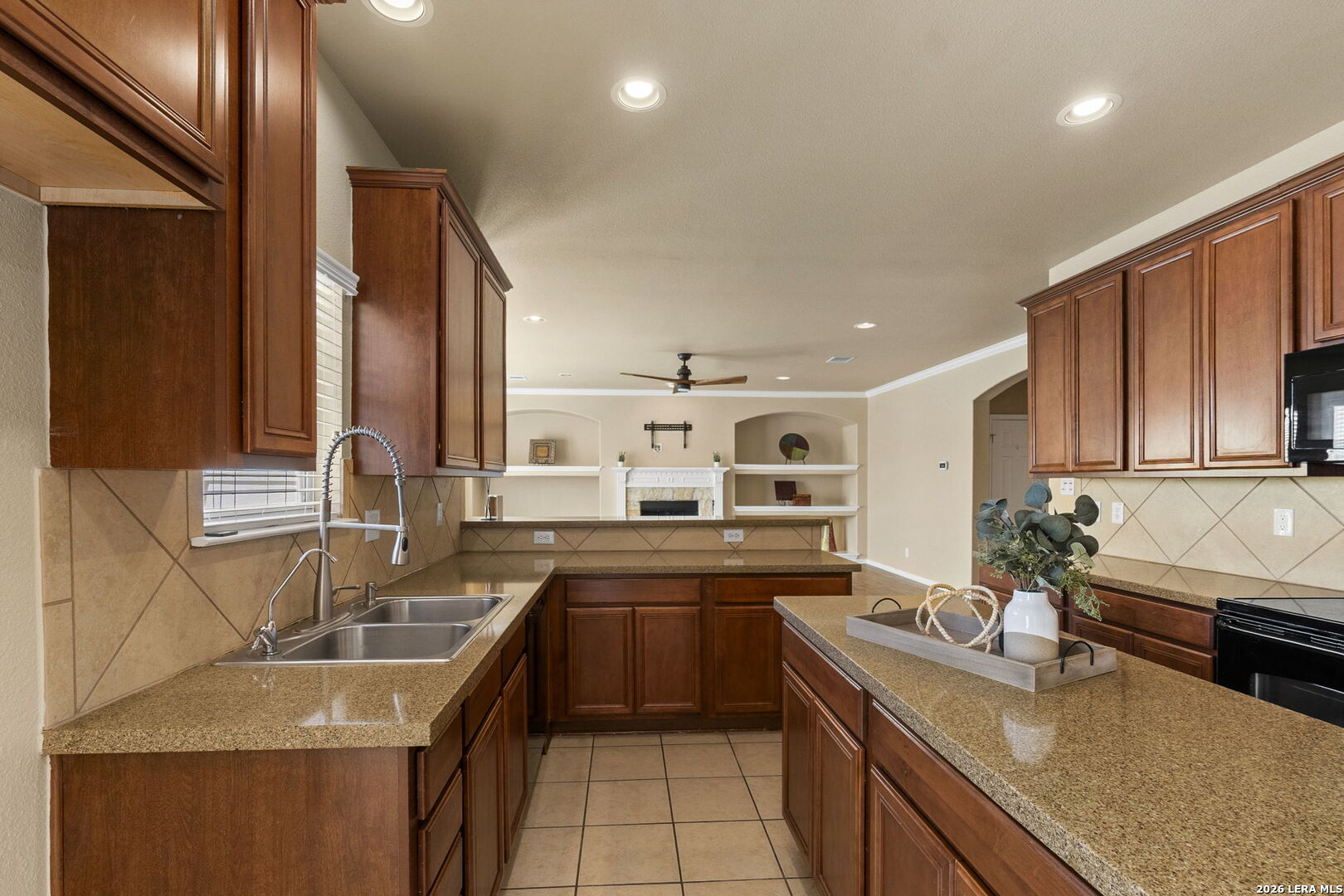 3322 Roan Valley San Antonio TX 78259