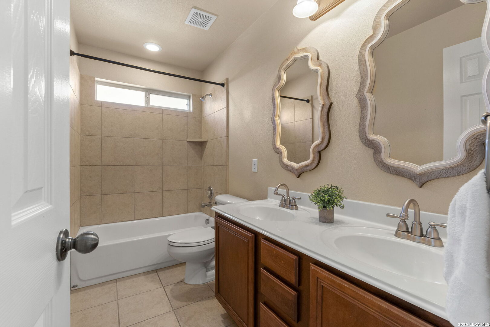 3322 Roan Valley San Antonio TX 78259
