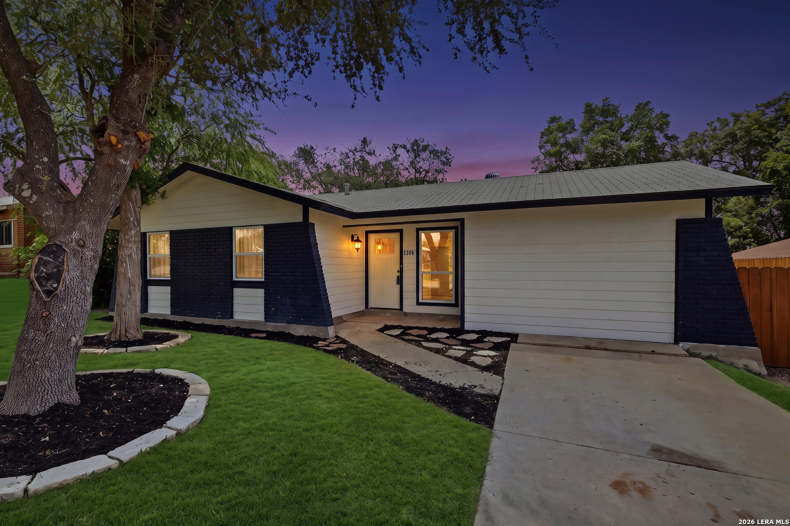 5306 La Cresenta San Antonio TX 78228