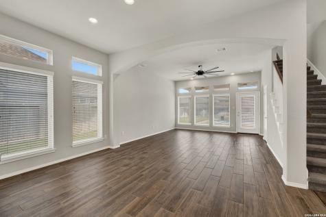 2977 Grove Terrace Seguin TX 78155