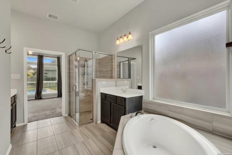 2977 Grove Terrace Seguin TX 78155
