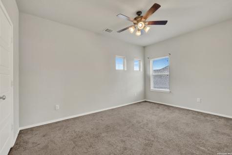 2977 Grove Terrace Seguin TX 78155