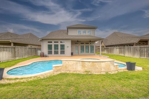 2977 Grove Terrace Seguin TX 78155
