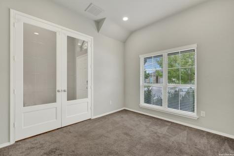 2977 Grove Terrace Seguin TX 78155