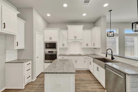 2977 Grove Terrace Seguin TX 78155