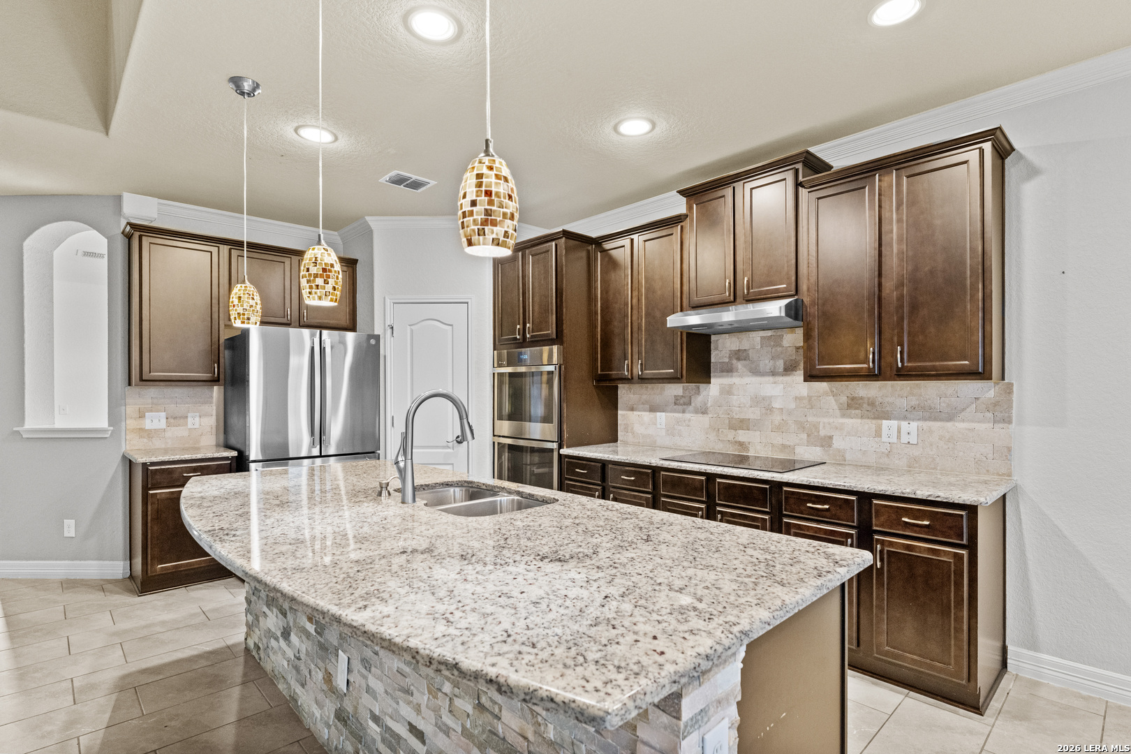 4925 Battle Lake Schertz TX 78108