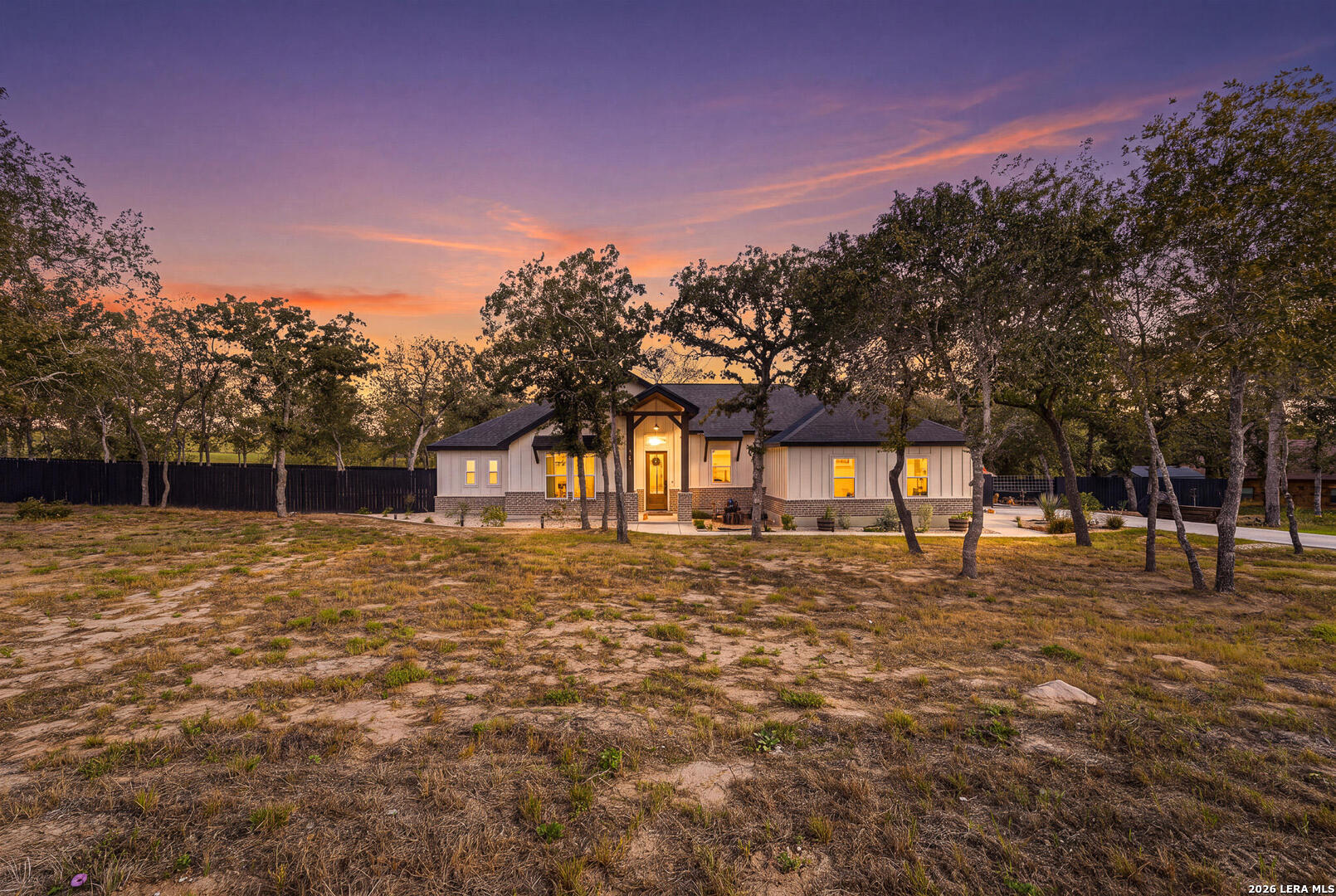1196 County Road 319 La Vernia TX 78121