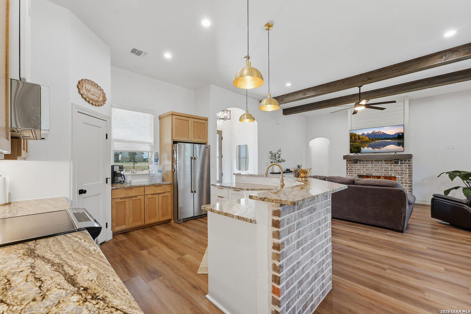 1196 County Road 319 La Vernia TX 78121