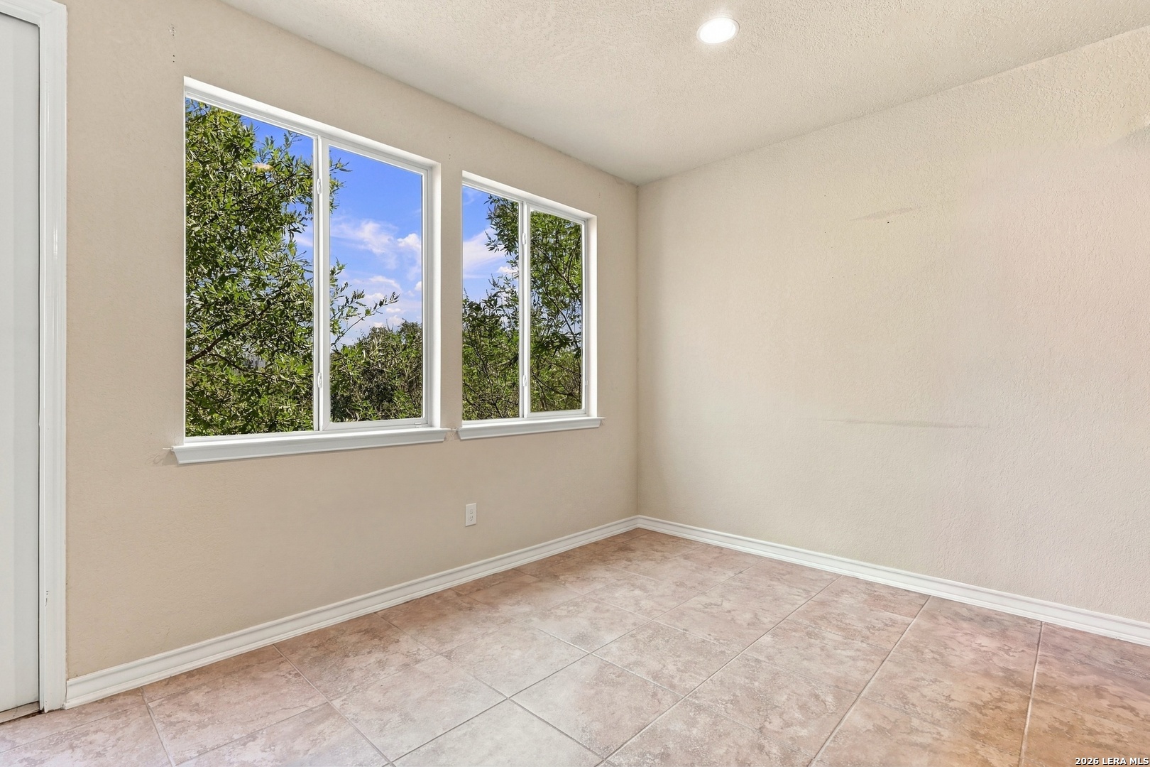 21822 Andrews Garden San Antonio TX 78258