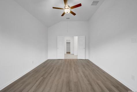 1164 Limestone Ridge Seguin TX 78155