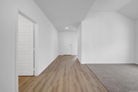 1164 Limestone Ridge Seguin TX 78155