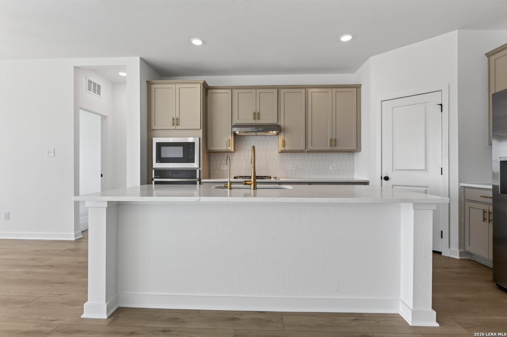302 Brood Drive Adkins TX 78101
