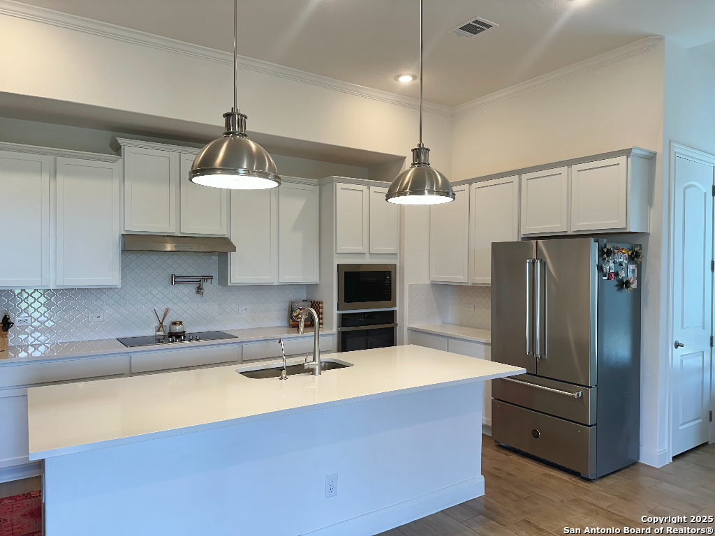 120 Willow Oak Trail Floresville TX 78114