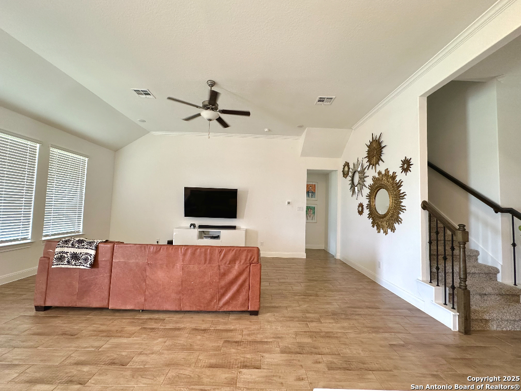 120 Willow Oak Trail Floresville TX 78114
