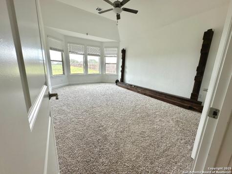 120 Willow Oak Trail Floresville TX 78114