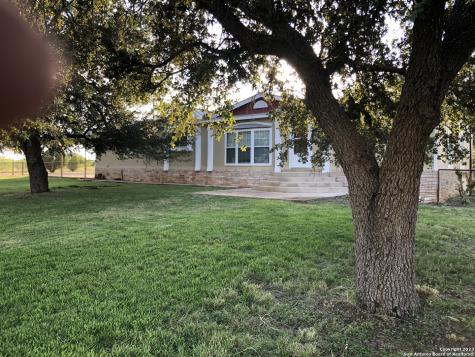 1260 Fm 2368 Carrizo Springs TX 78834