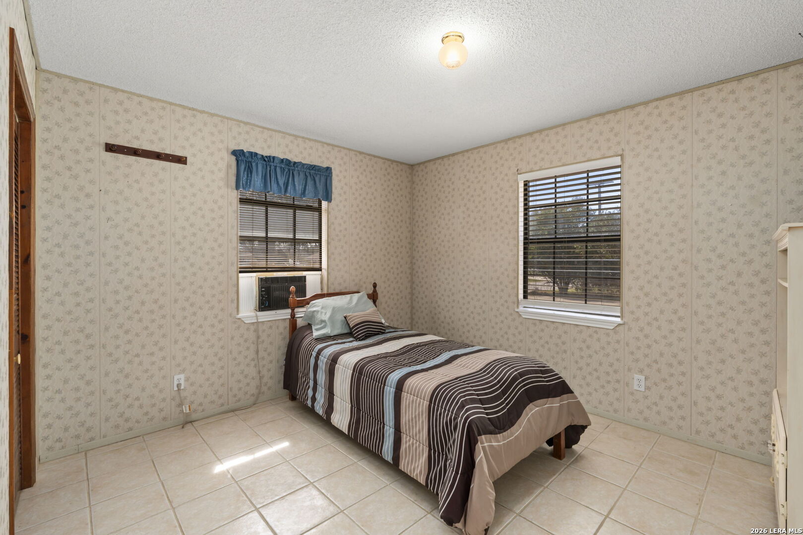 105 East Street Stockdale TX 78160