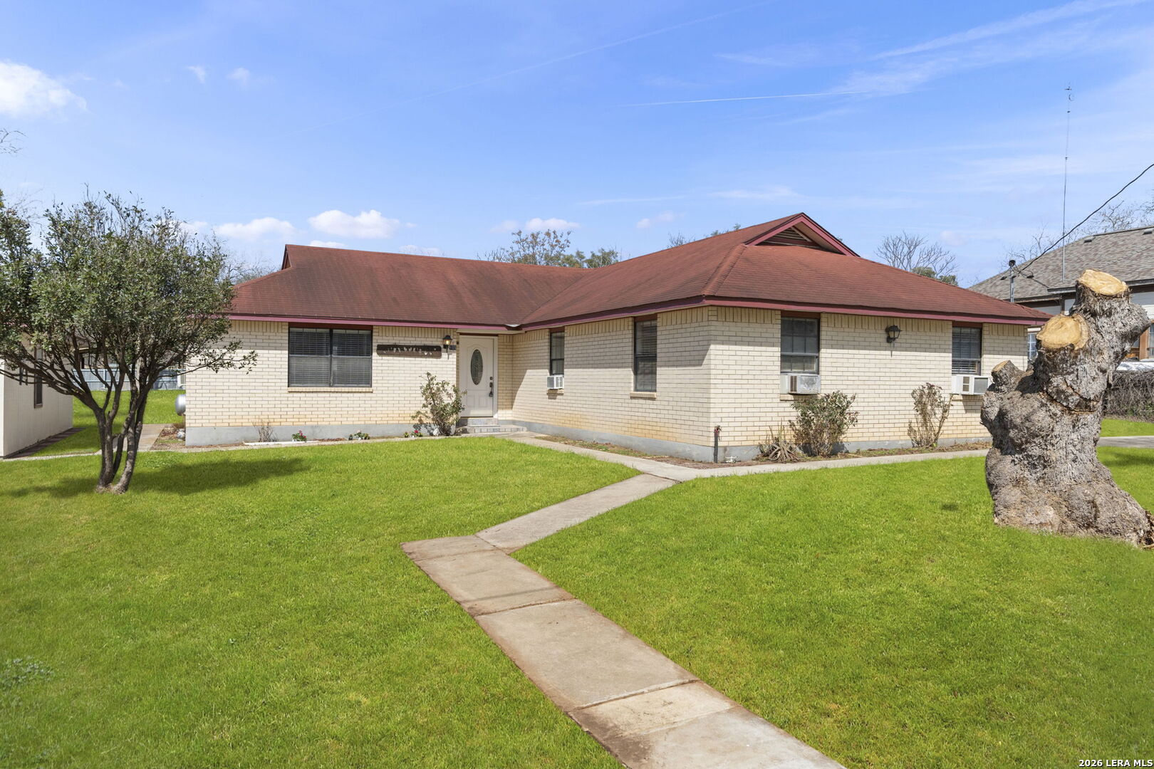 105 East Street Stockdale TX 78160