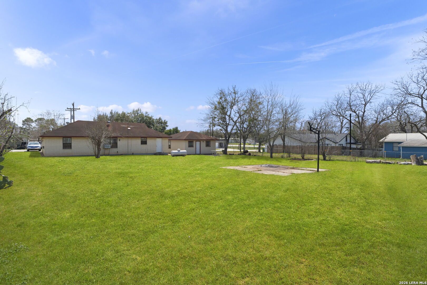105 East Street Stockdale TX 78160