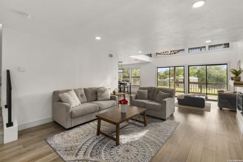 28003 Yodel Hills San Antonio TX 78260