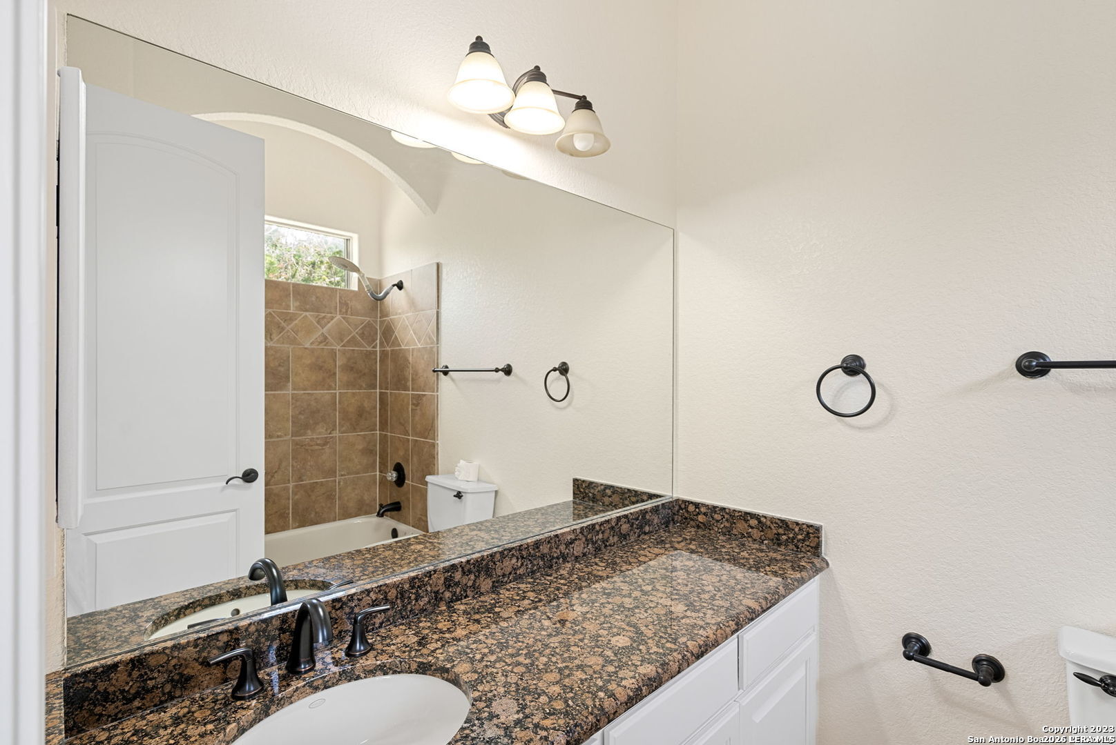 22718 Fossil Peak San Antonio TX 78261