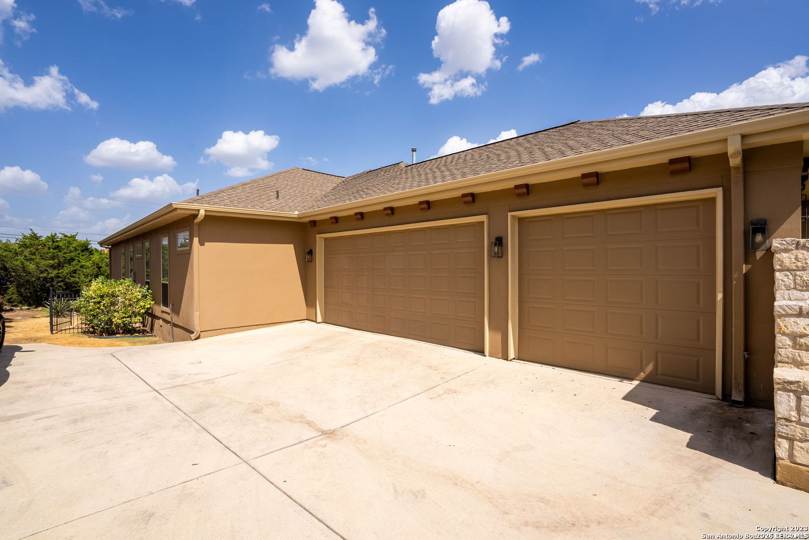 22718 Fossil Peak San Antonio TX 78261