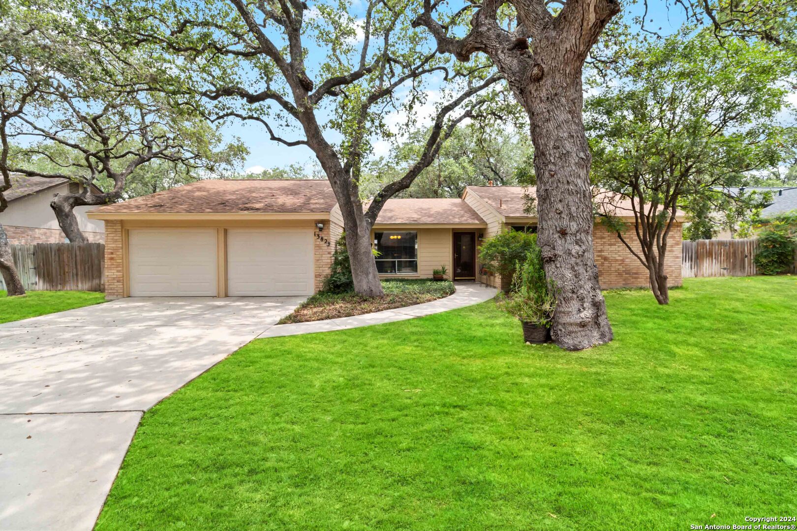 13823 Susancrest Drive San Antonio TX 78232