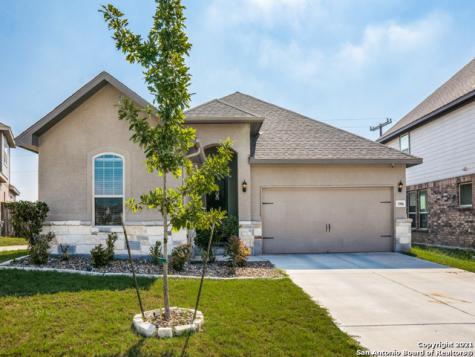 1906 Sirius Grove San Antonio TX 78245