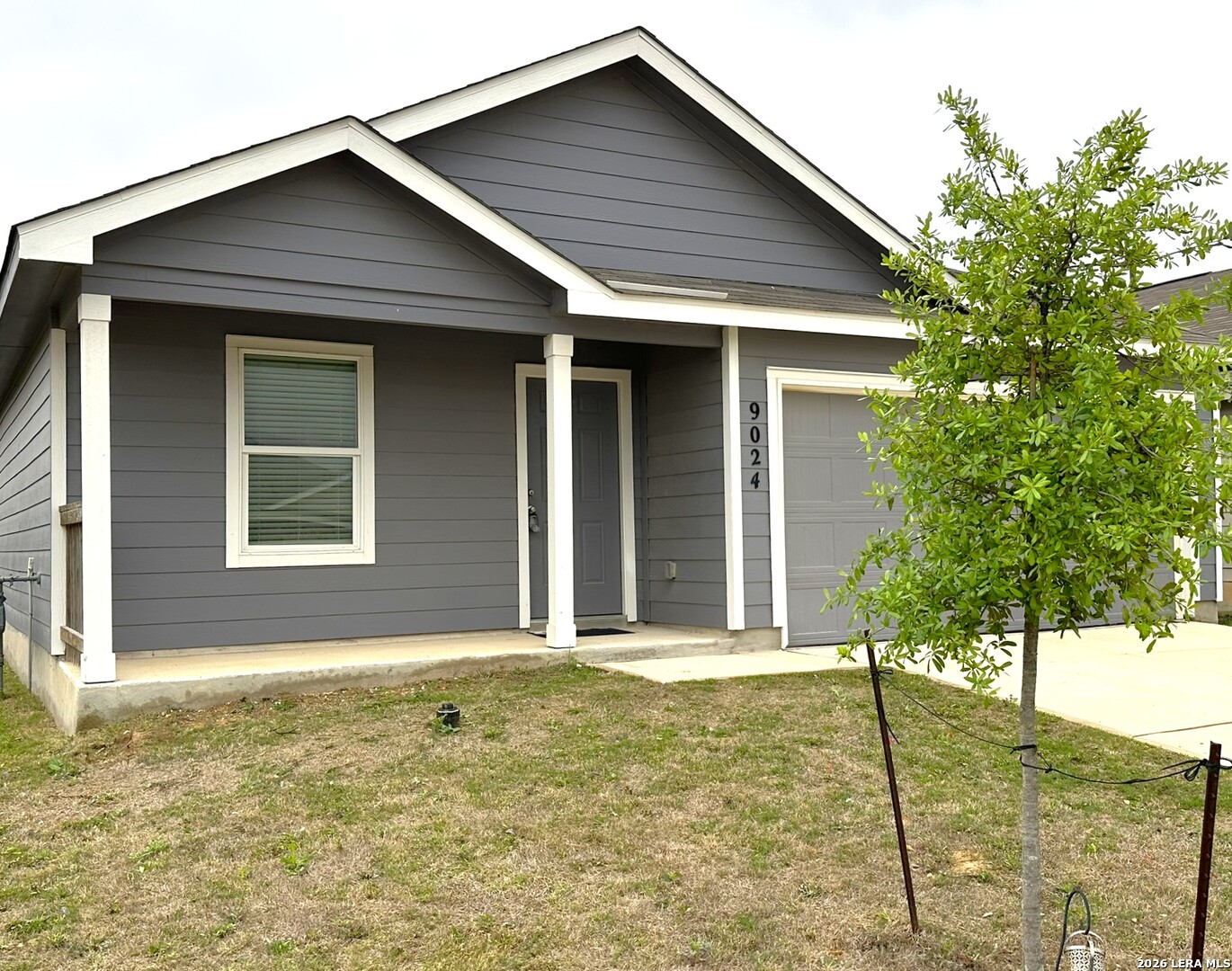 9024 James Bowie Seguin TX 78155