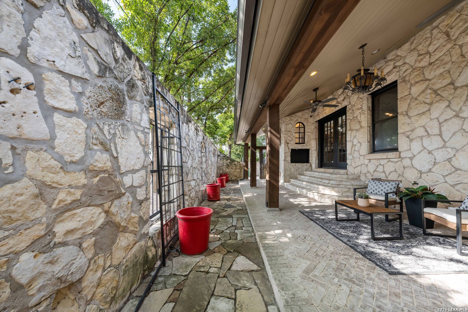 103 Park Hill Drive San Antonio TX 78212