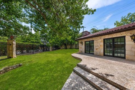 103 Park Hill Drive San Antonio TX 78212