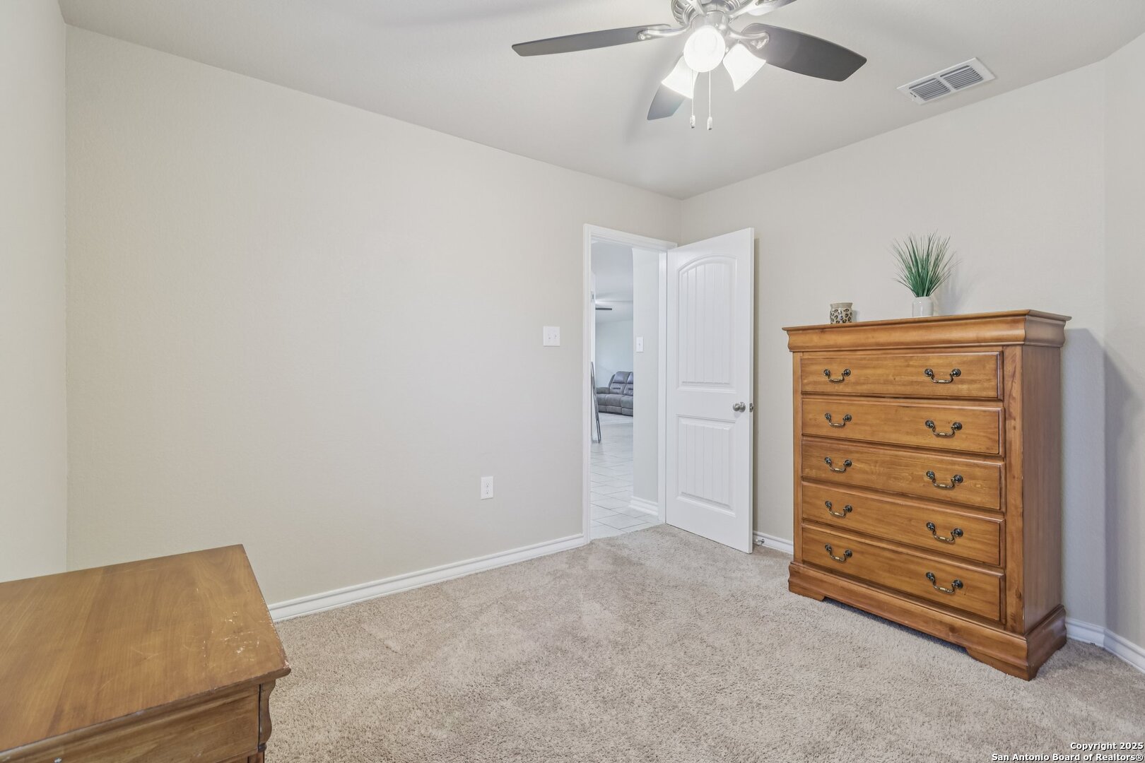 1413 Slate Canyon San Antonio TX 78245
