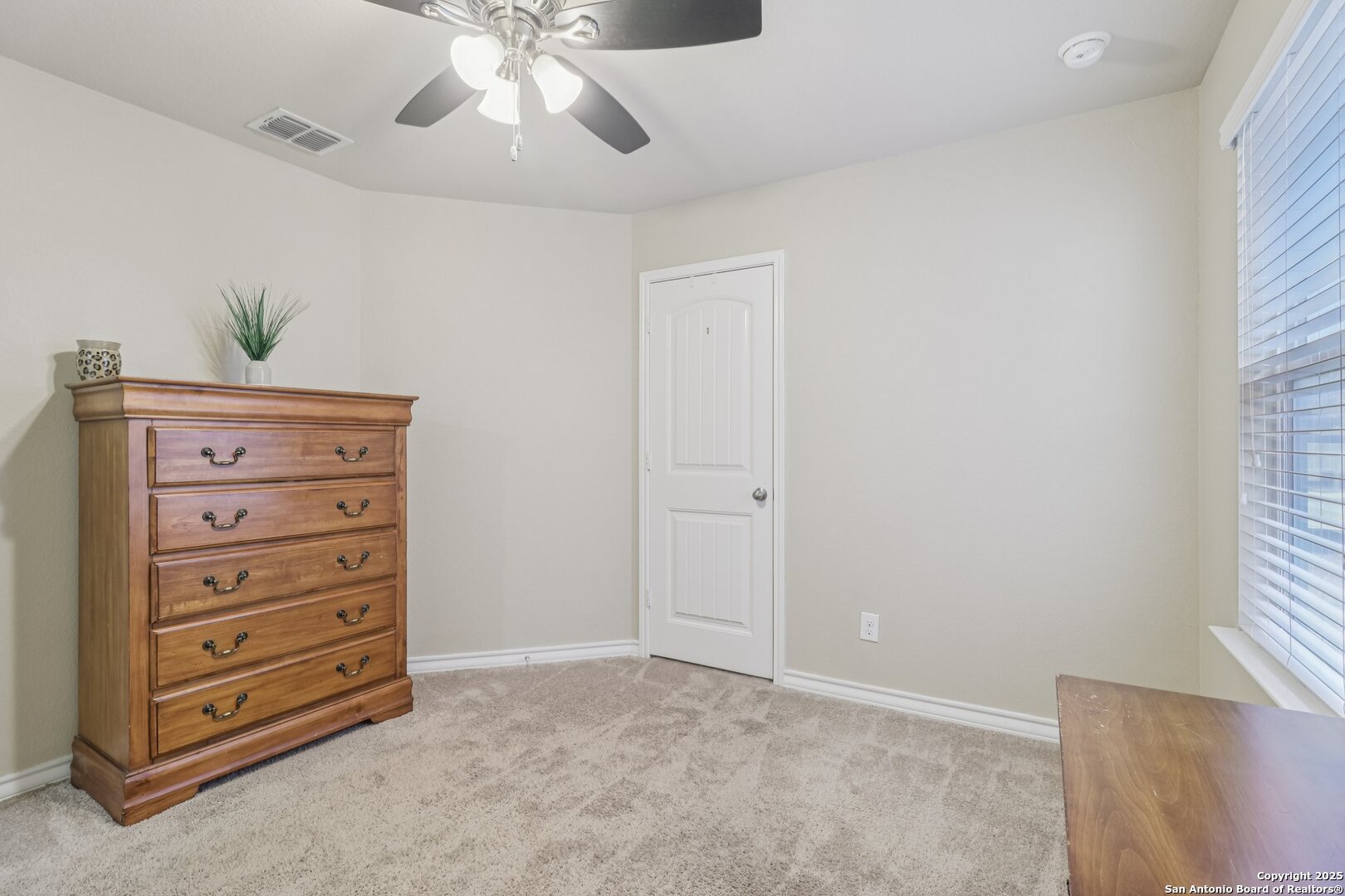1413 Slate Canyon San Antonio TX 78245