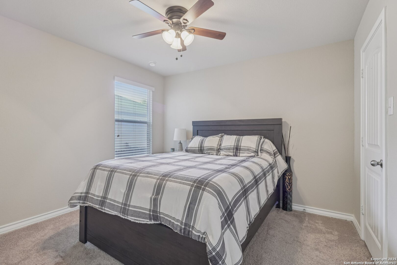 1413 Slate Canyon San Antonio TX 78245