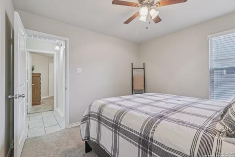 1413 Slate Canyon San Antonio TX 78245