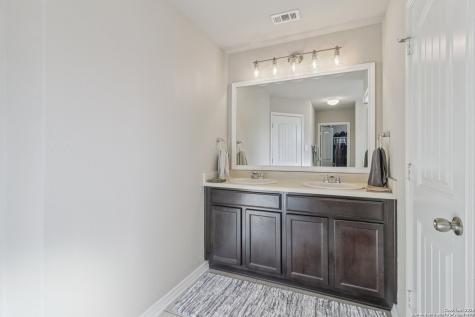 1413 Slate Canyon San Antonio TX 78245