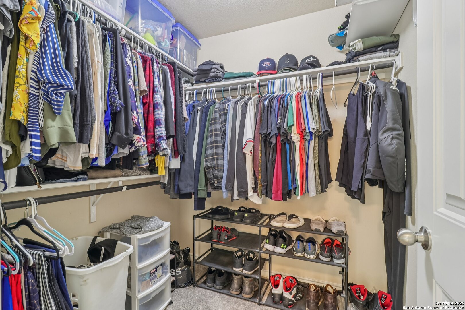 1413 Slate Canyon San Antonio TX 78245
