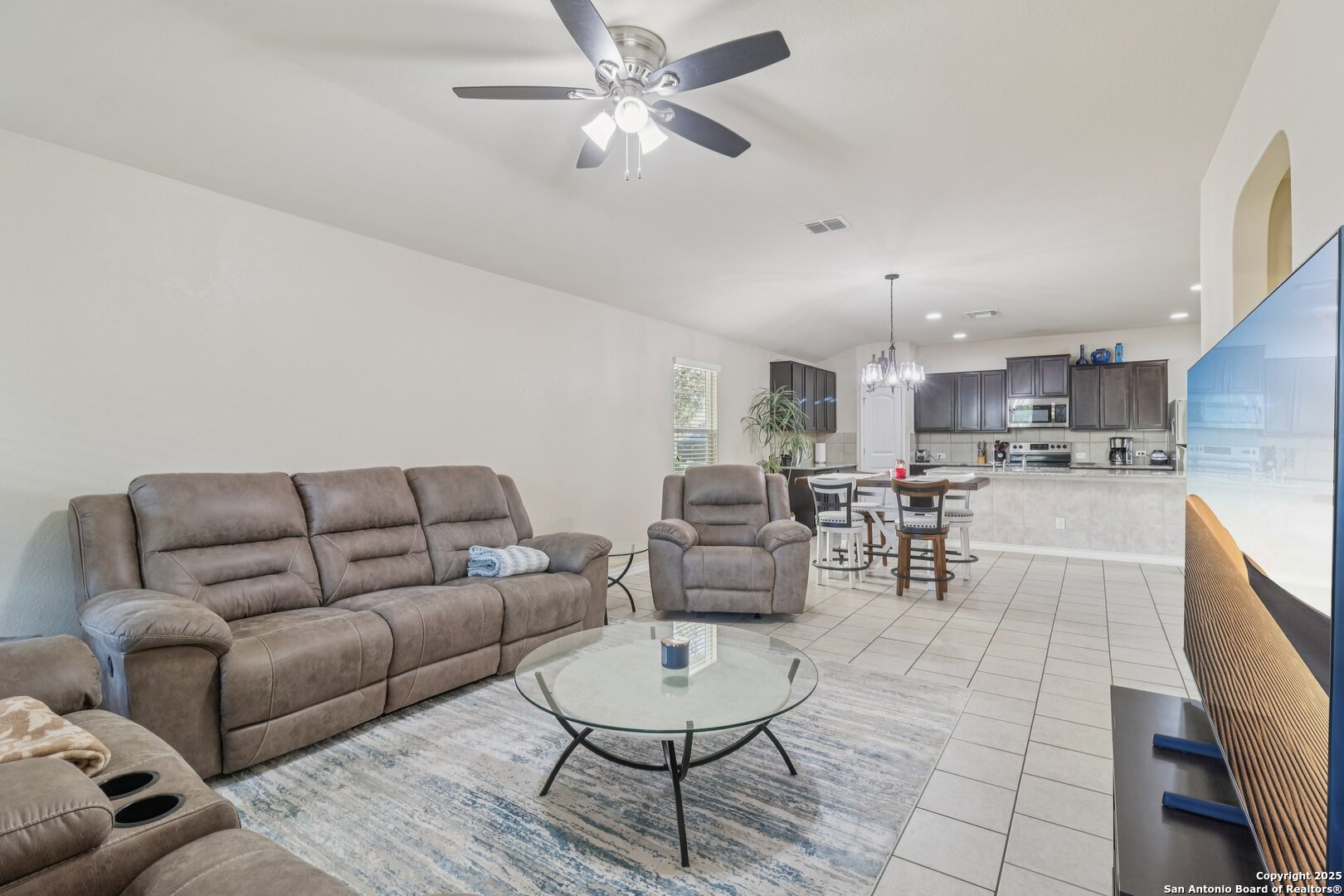 1413 Slate Canyon San Antonio TX 78245