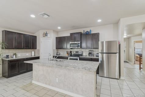 1413 Slate Canyon San Antonio TX 78245