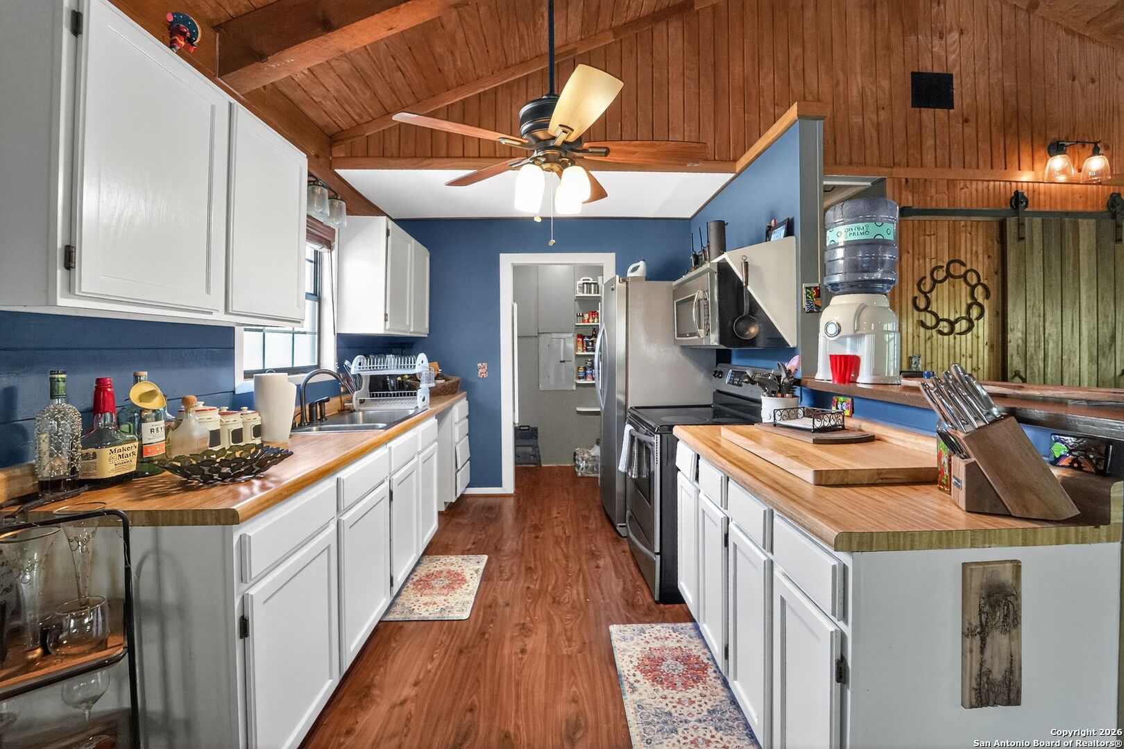 648 Bluffcreek Road Leakey TX 78873