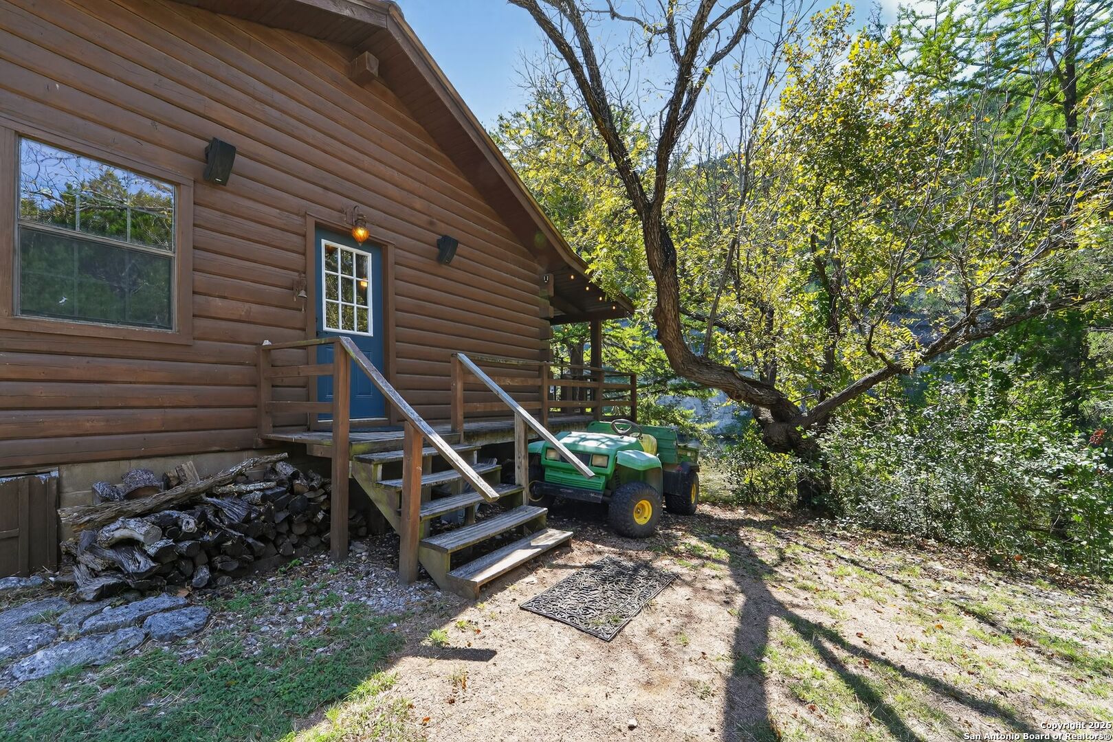 648 Bluffcreek Road Leakey TX 78873