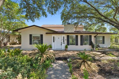239 E Nottingham San Antonio TX 78209