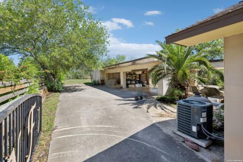 239 E Nottingham San Antonio TX 78209