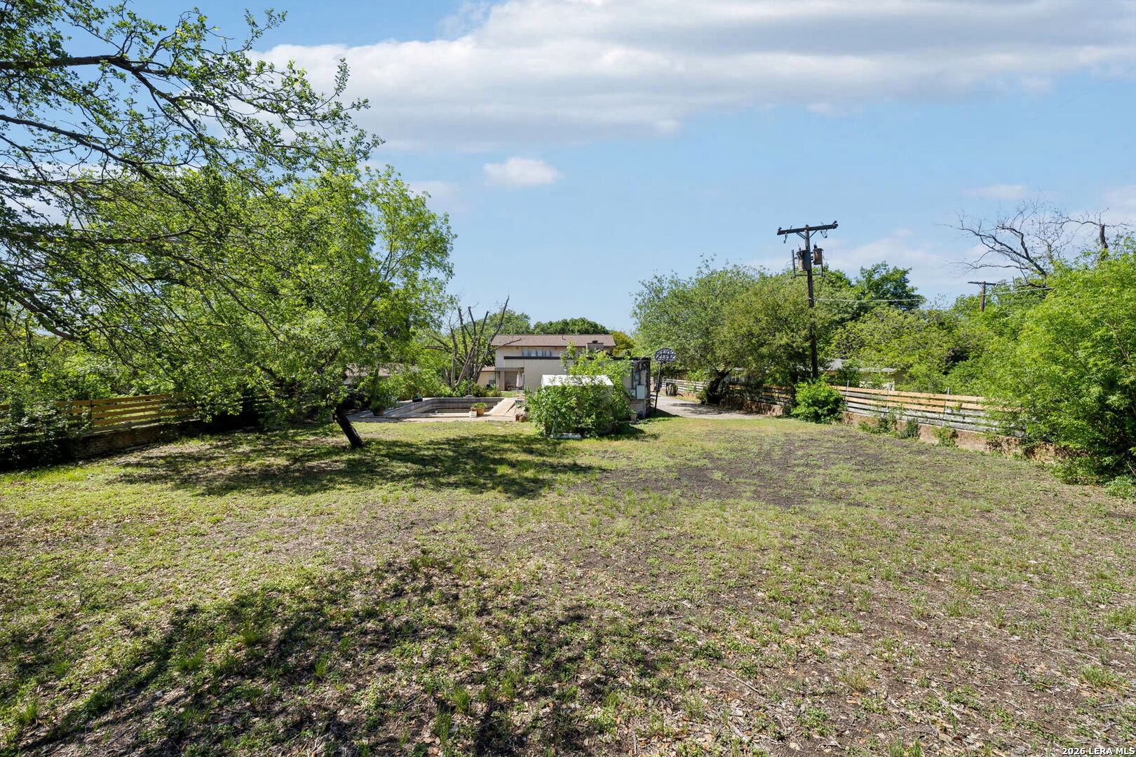 239 E Nottingham San Antonio TX 78209