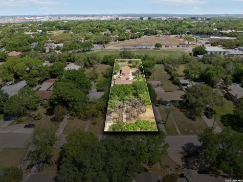 239 E Nottingham San Antonio TX 78209
