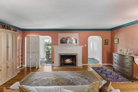 239 E Nottingham San Antonio TX 78209