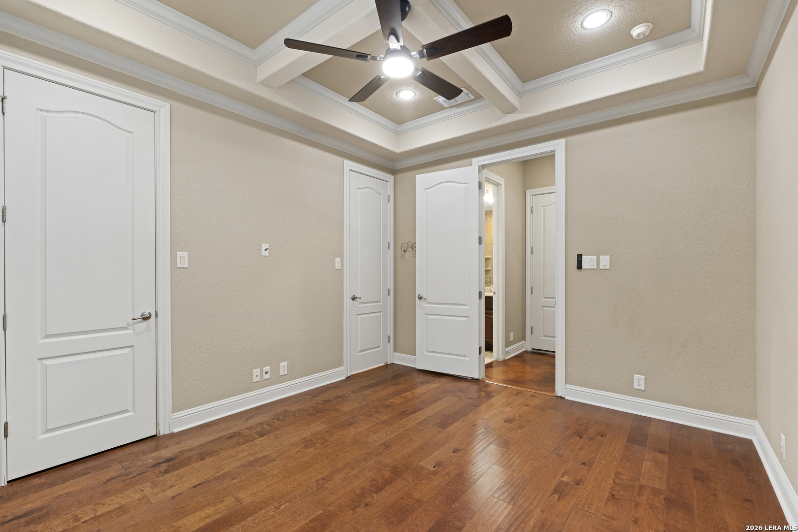 1911 Far Niente San Antonio TX 78258